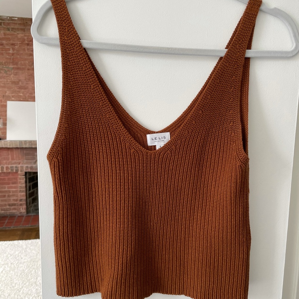 Gorgeous never worn knit tank top